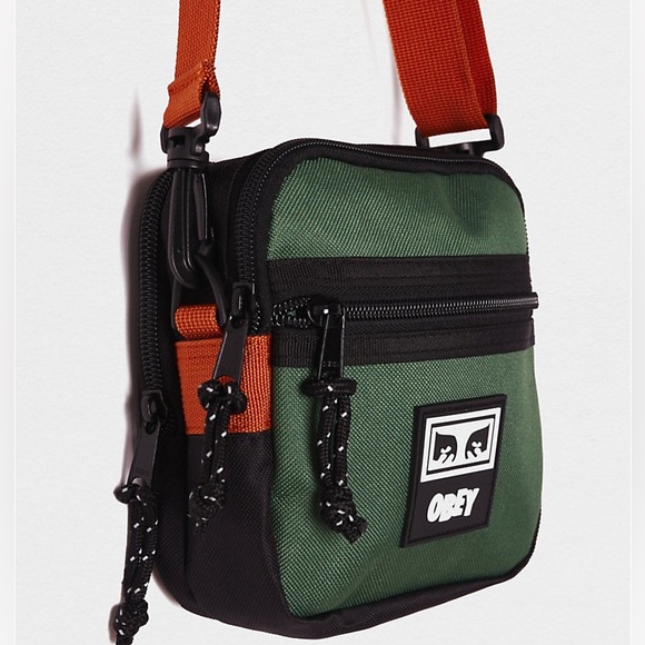 New! OBEY Conditions Traveler Crossbody Bag - Picture 4 of 6